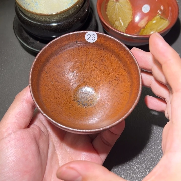 茶盏好想和她谈一下心了
