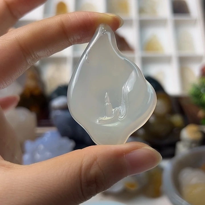 玛瑙/玉髓颈饰合金