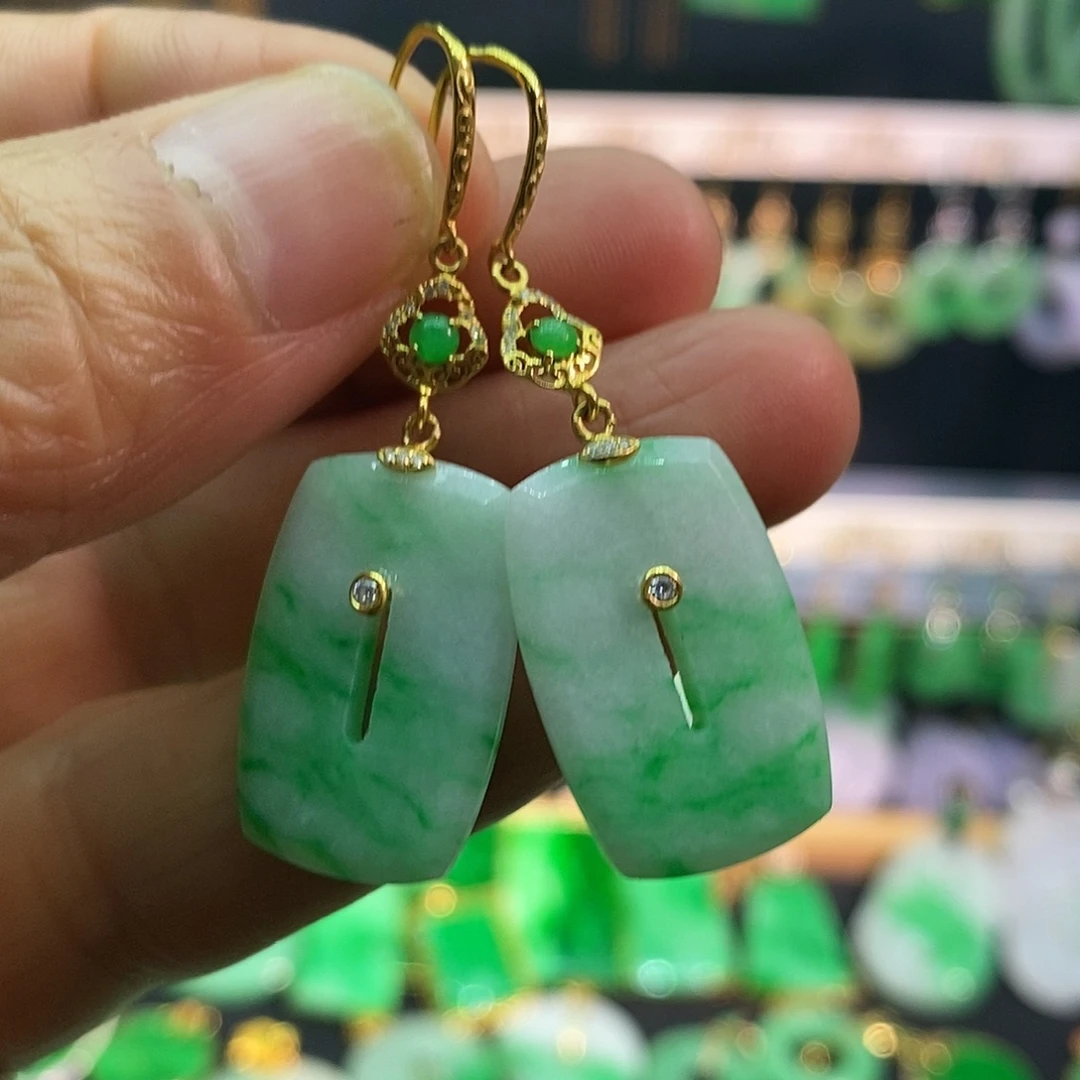 翡翠18K金镶嵌耳饰耳饰