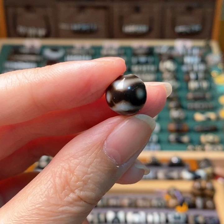 未镶嵌玛瑙/玉髓珠宝半成品