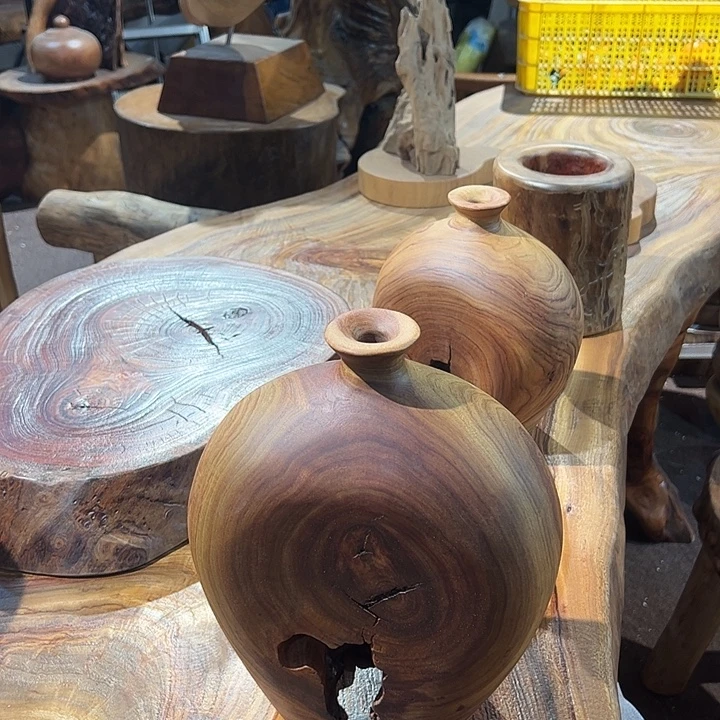 背****香樟木香樟木花瓶