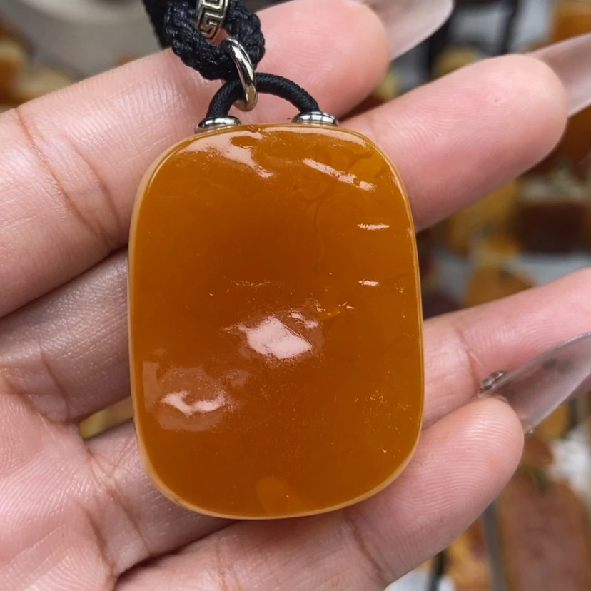 【闪购商品】未镶嵌颈饰琥珀