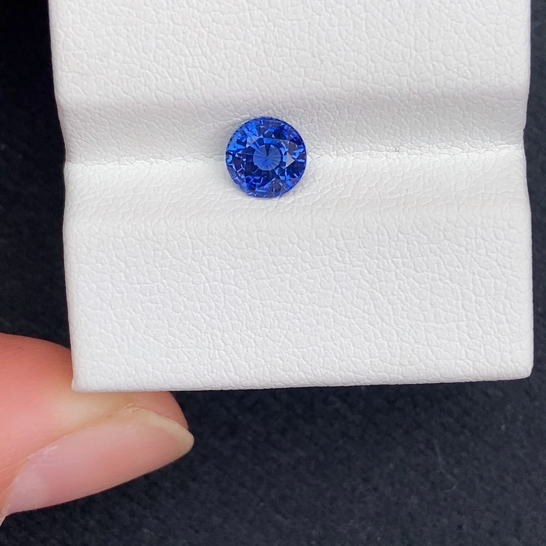 蓝宝石裸石0.88 ct