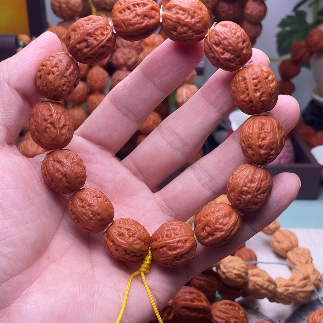 文玩核桃手串秋子