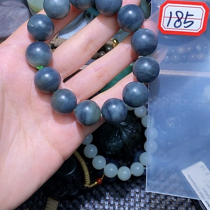 和田玉和田玉边角料随机发未镶嵌