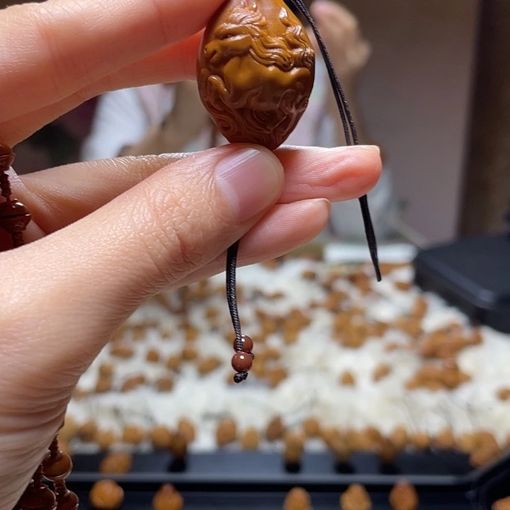 吊坠橄榄核橄榄 马