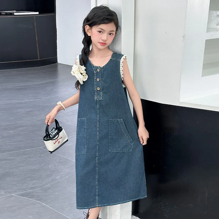 女童夏季轻薄款牛仔连衣裙2025韩版时尚女孩中大童无袖度假风长裙