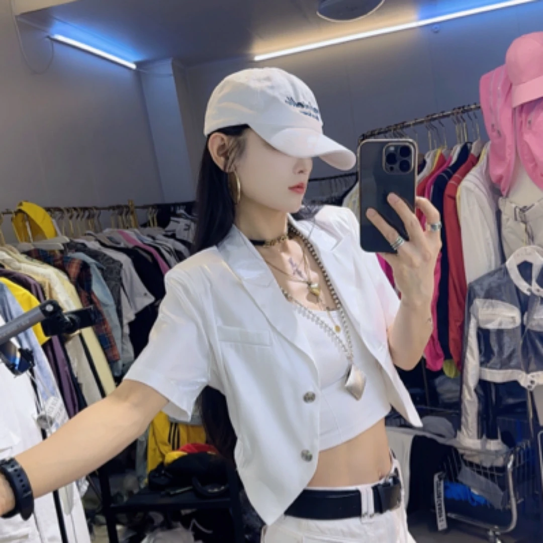 【C度笑笑力推】769新品时尚小众设计师款后背拼纱短款外套