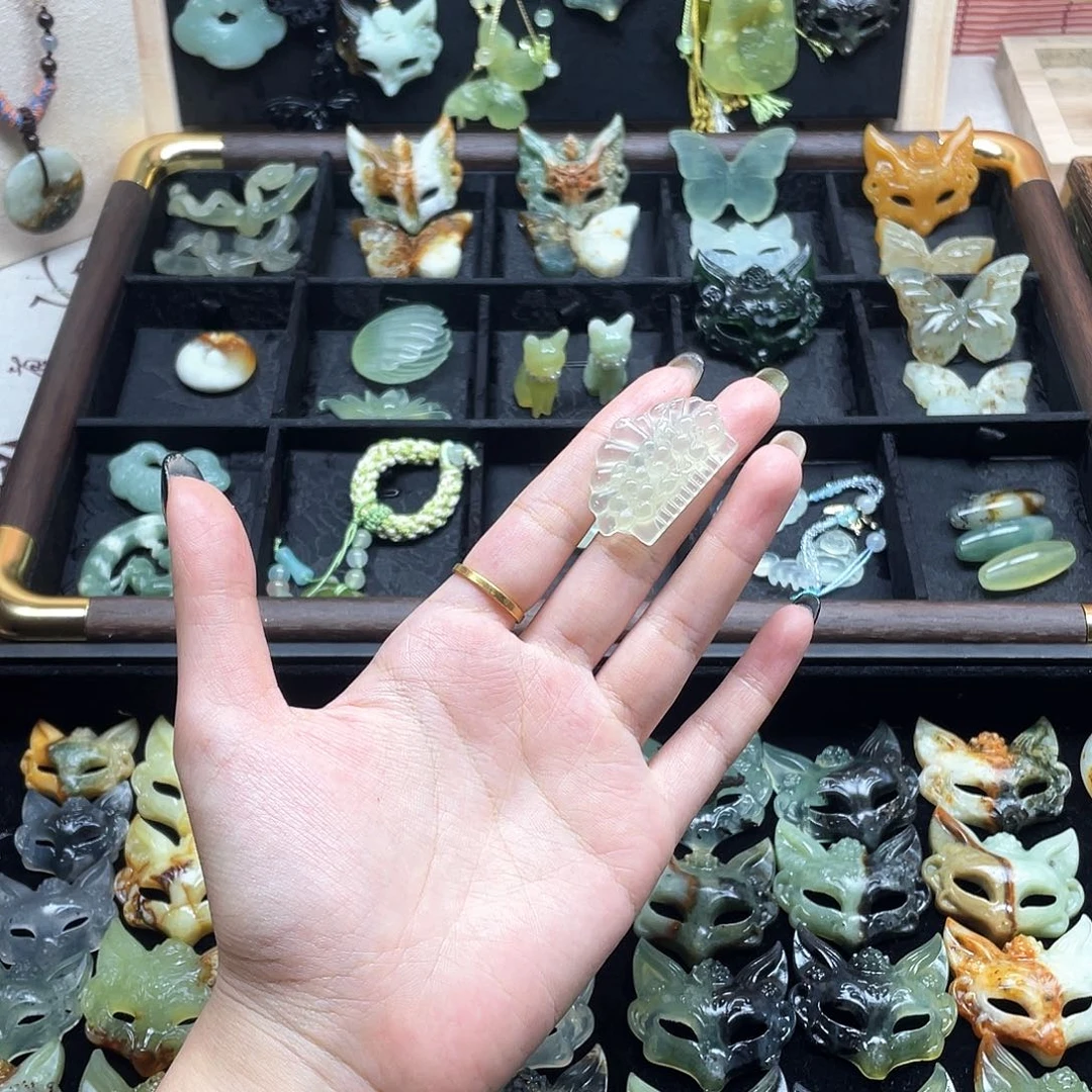 未镶嵌蛇纹石玉颈饰梳子不退不换