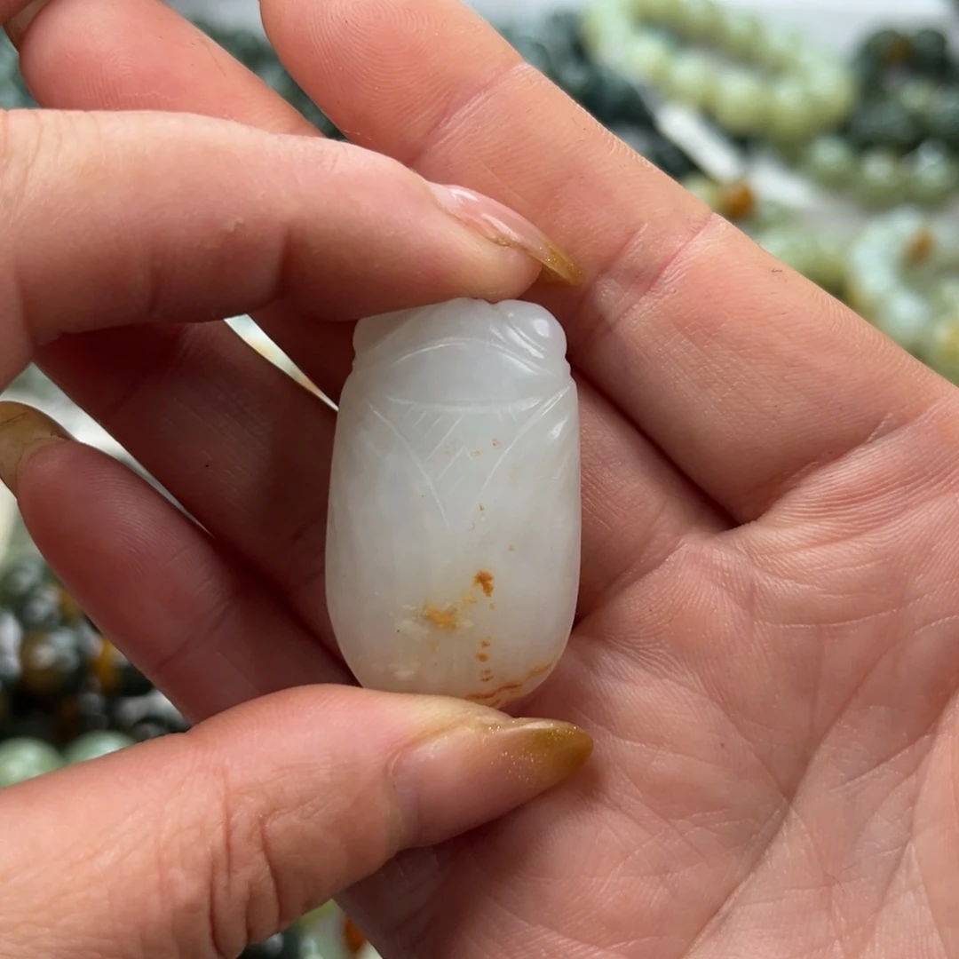 紫***来透闪石质玉未镶嵌吊坠(不含链)微瑕