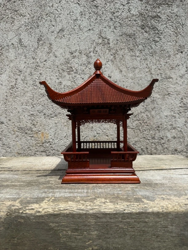 万＆贺中式木雕客厅办公室玄关前台桌面装饰摆件古建筑绿漪亭模型