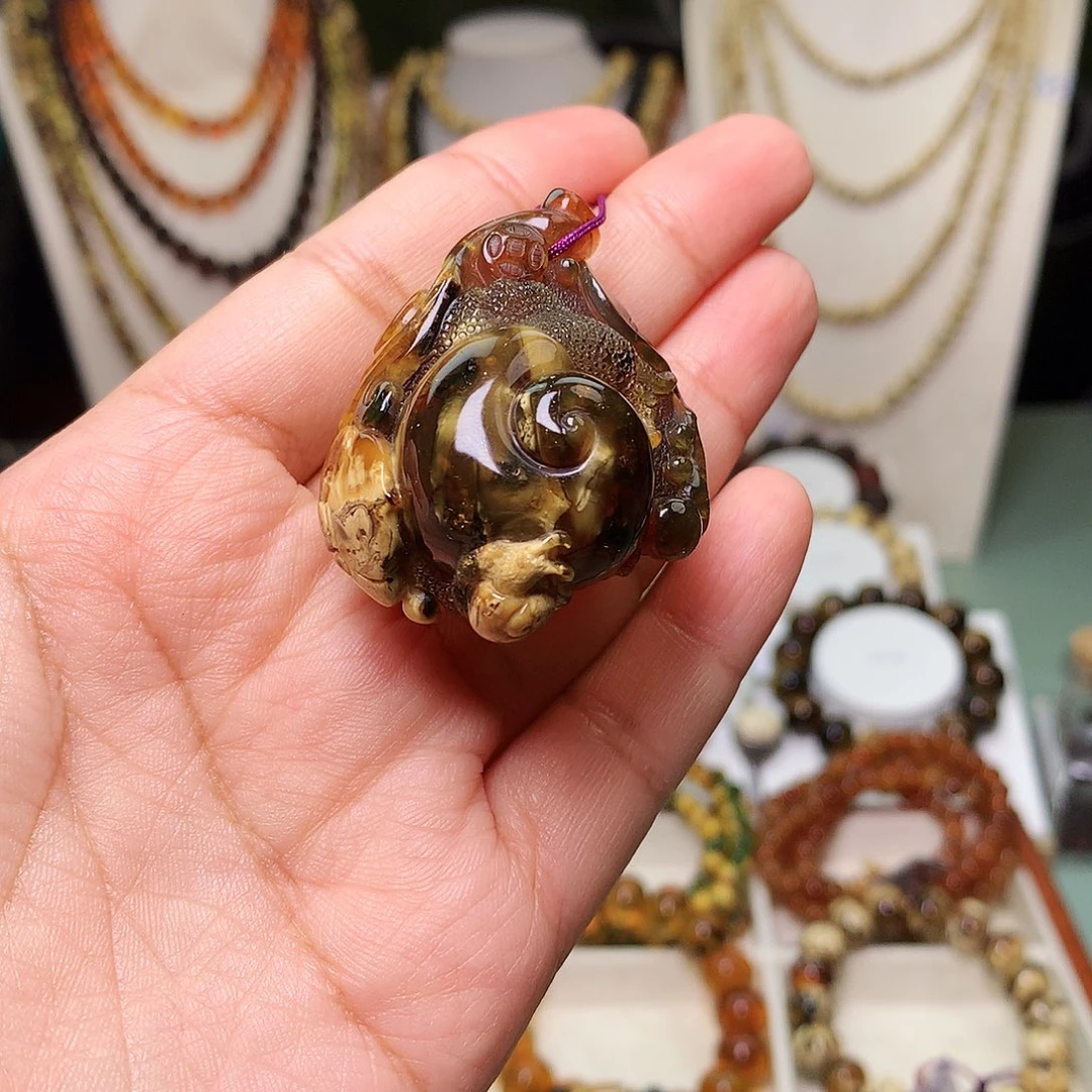 藏***锋琥珀未镶嵌裸石抚顺琥珀16