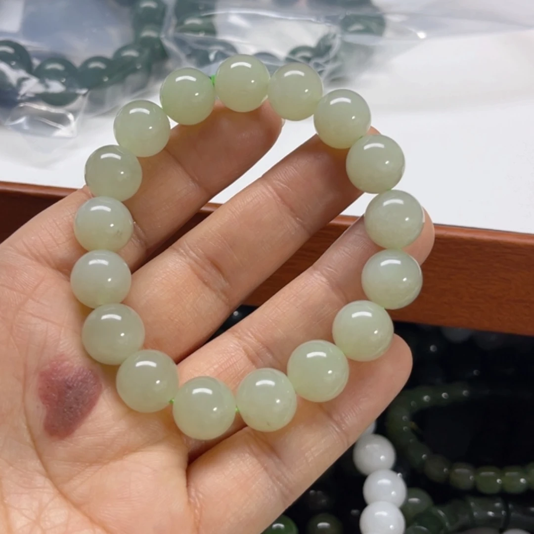 未镶嵌手链和田玉