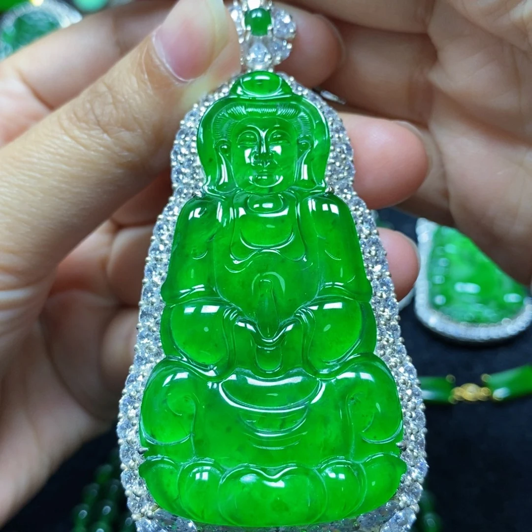 翡翠颈饰银S925镶嵌天然翡翠