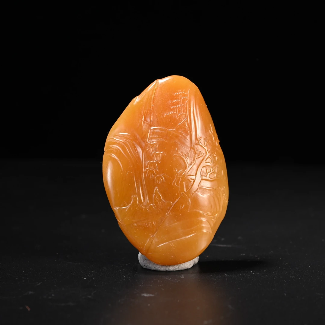 LOT8826 2511060026田黄山水风景摆件/保利