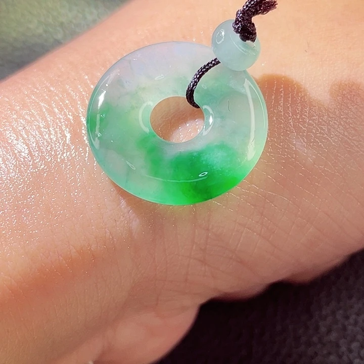 未镶嵌定制翡翠翡翠