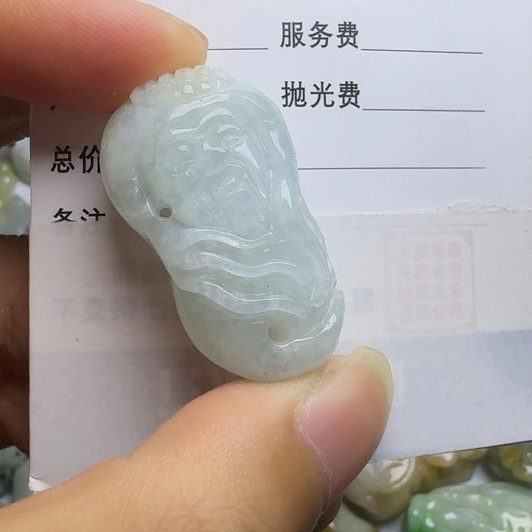 翡翠颈饰未镶嵌吊坠