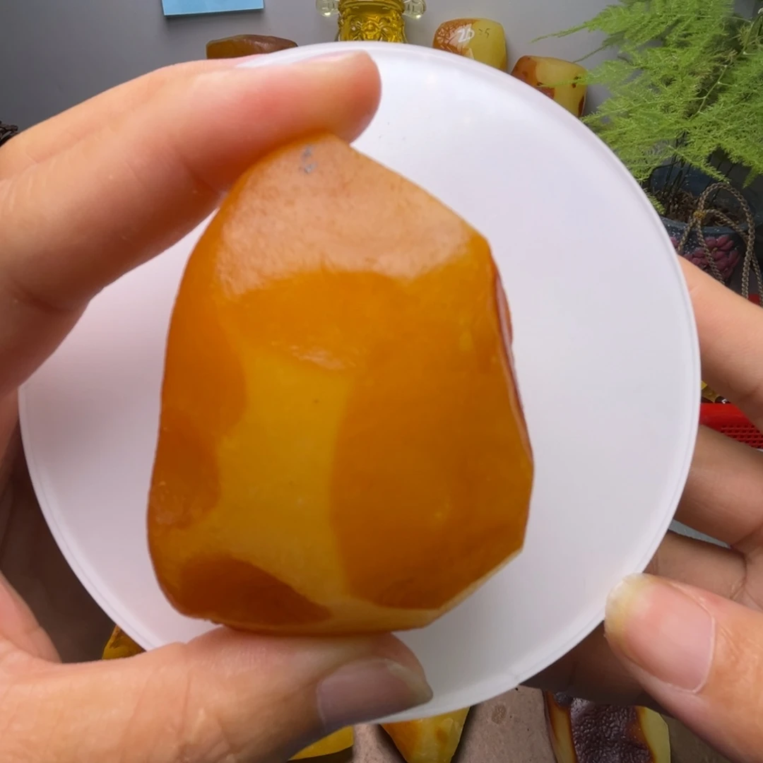 小***白定制琥珀未镶嵌琥珀蜜蜡原石定制