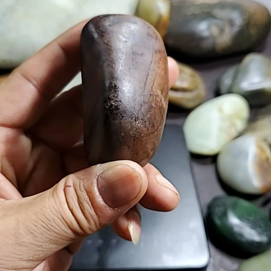 㞢****未镶嵌和田玉把件
