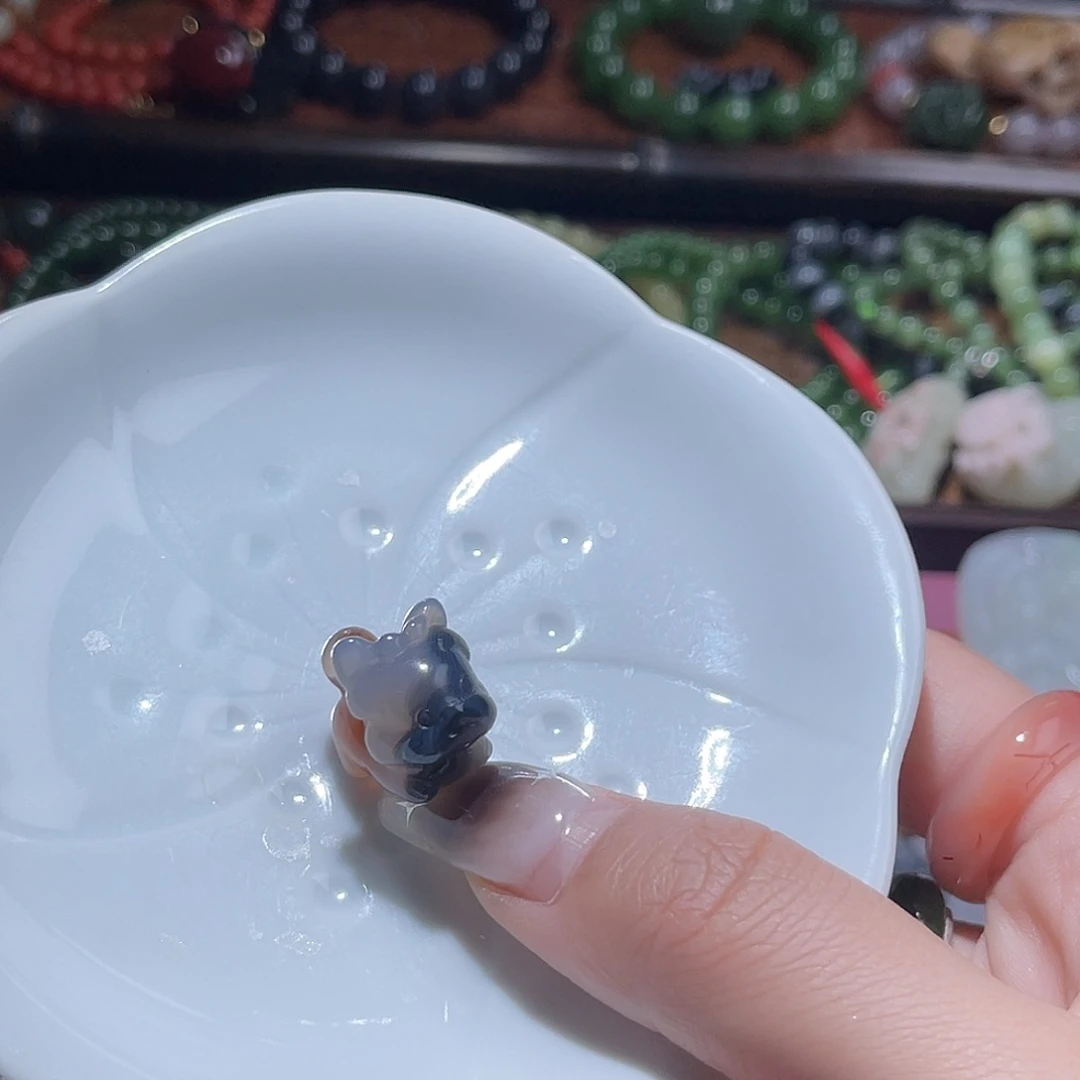 合金颈饰玛瑙/玉髓