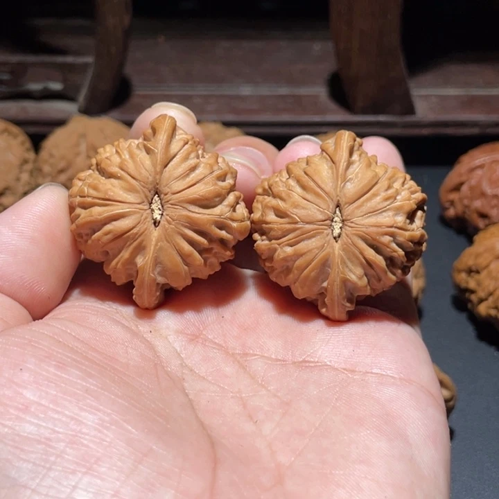 文玩核桃吊坠39磨盘