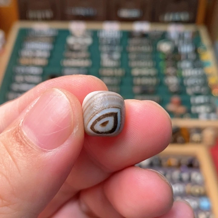 未镶嵌玛瑙/玉髓珠宝半成品