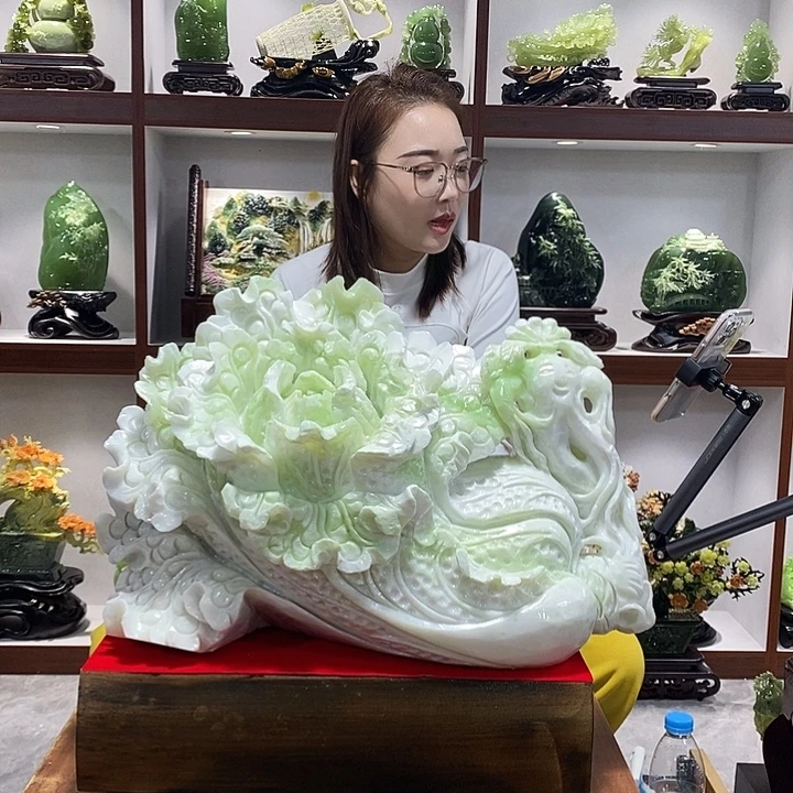 赵***猛玉山水摆件 玄关摆件