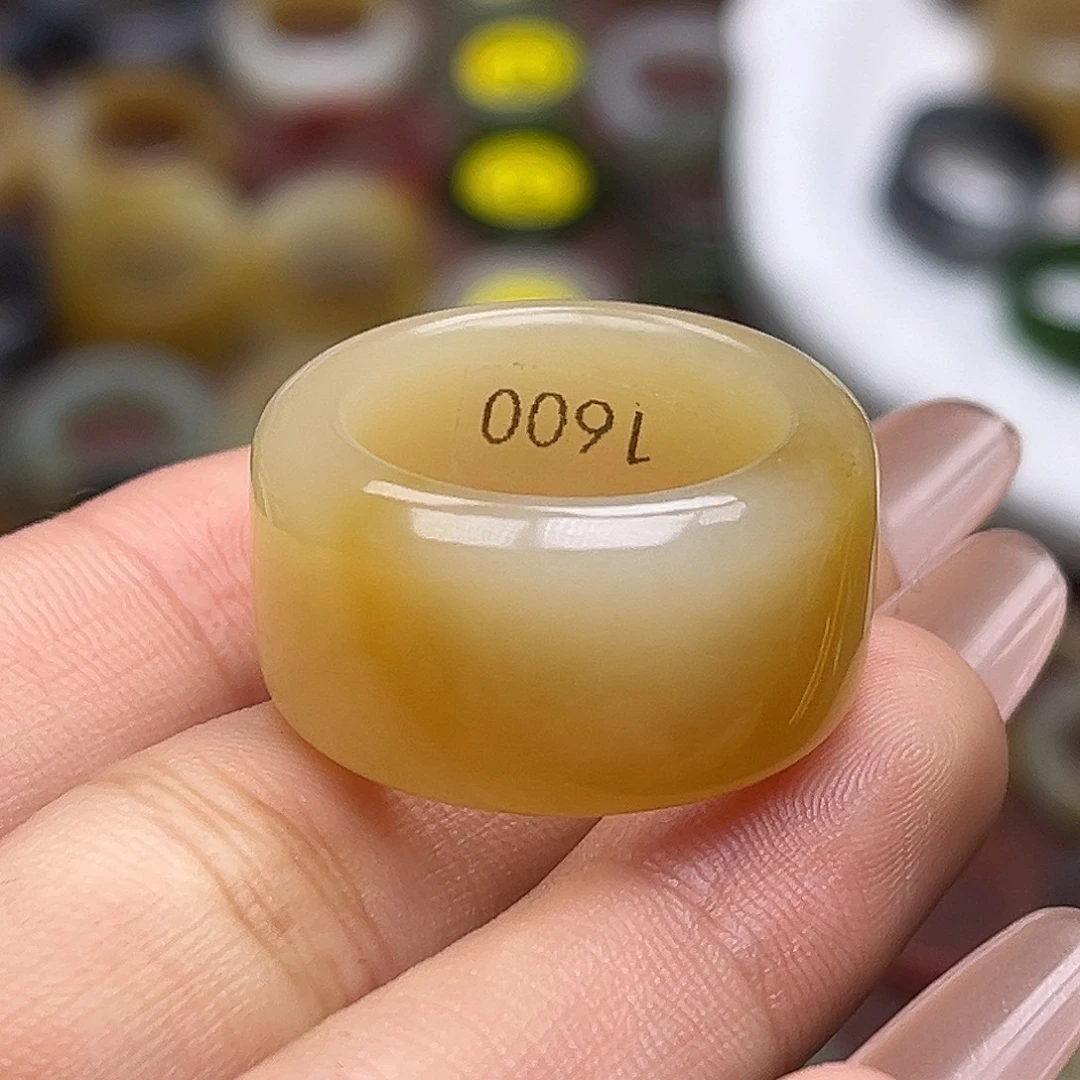 和田玉未镶嵌戒指17.9金山糖白