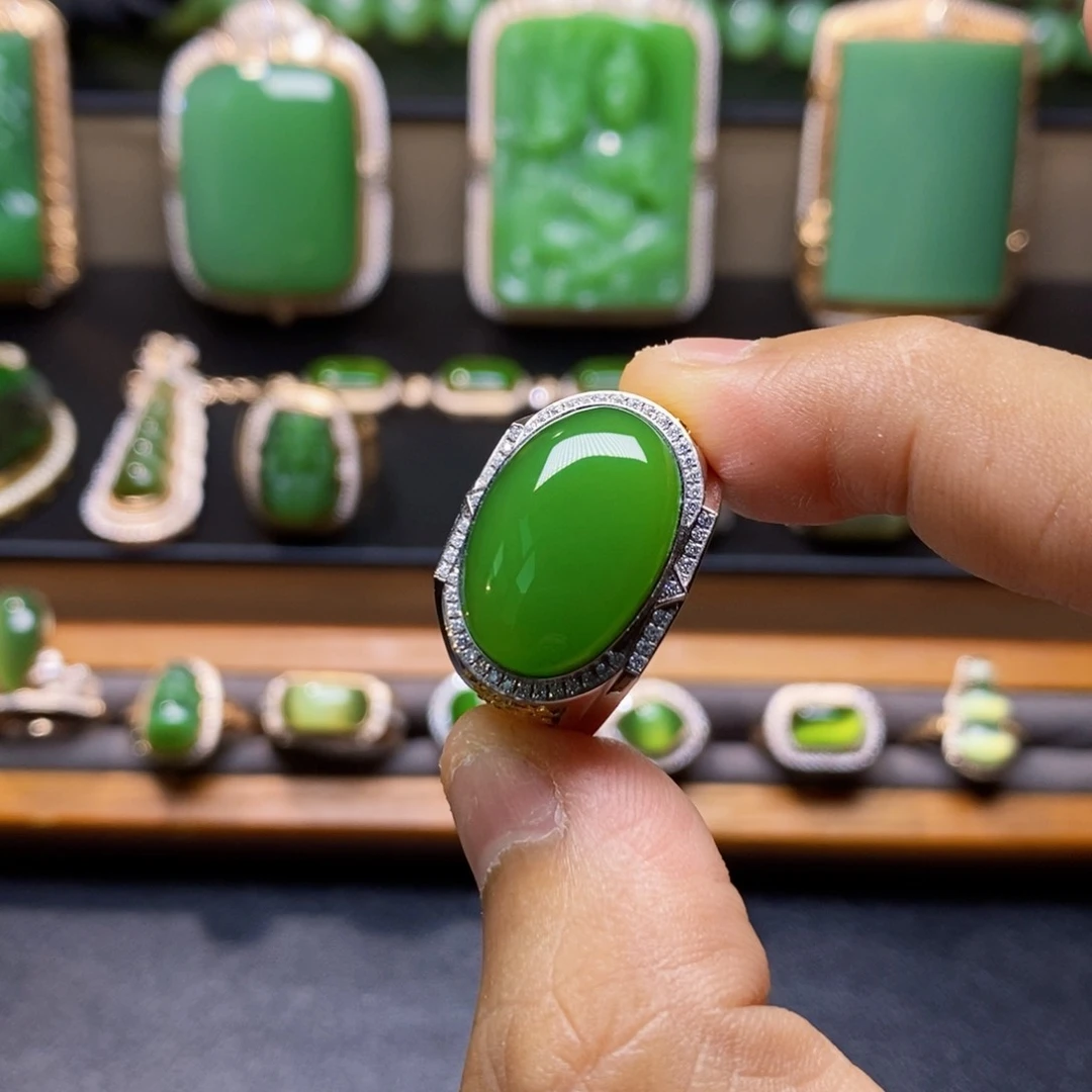 锋***靡和田玉18K金镶嵌吊坠(不含链)