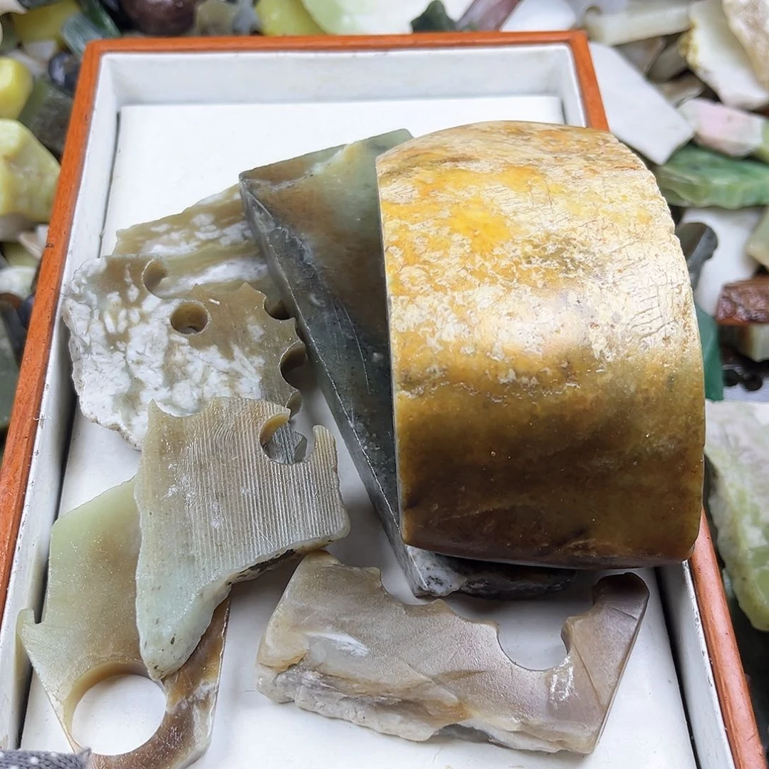 颈饰未镶嵌和田玉那****美