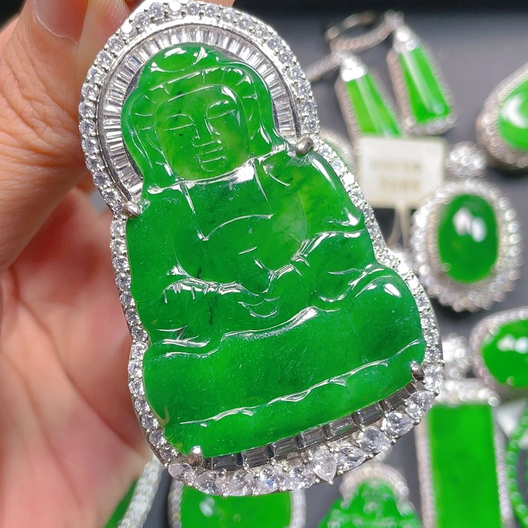 吊坠(不含链)未镶嵌翡翠