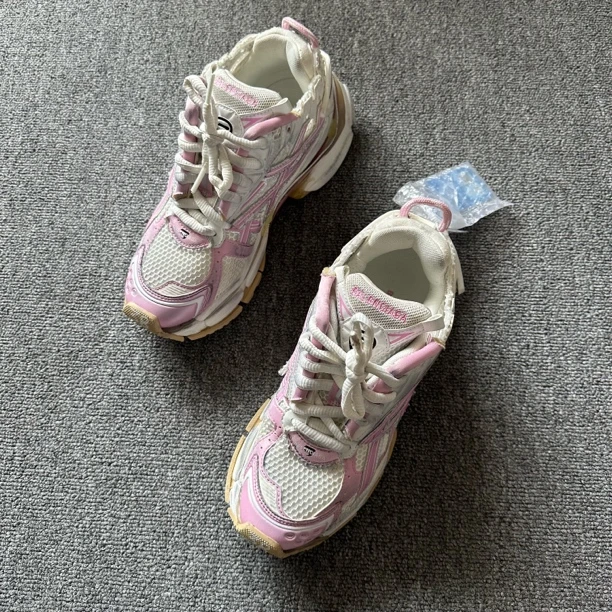99新 Balenciaga/巴黎世家 38码 runner粉白做旧款老爹鞋