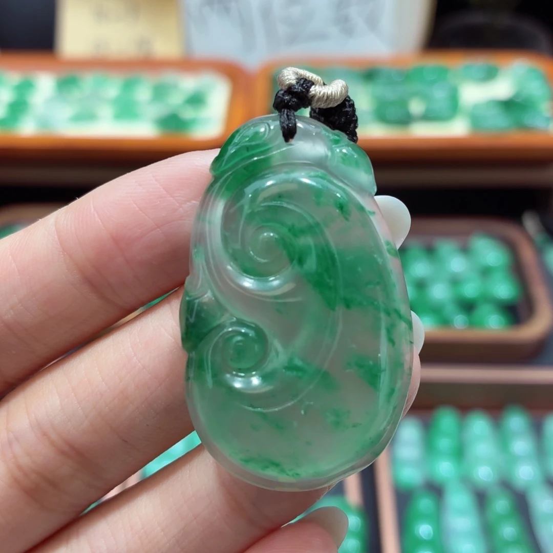 石英质玉未镶嵌吊坠(赠链)