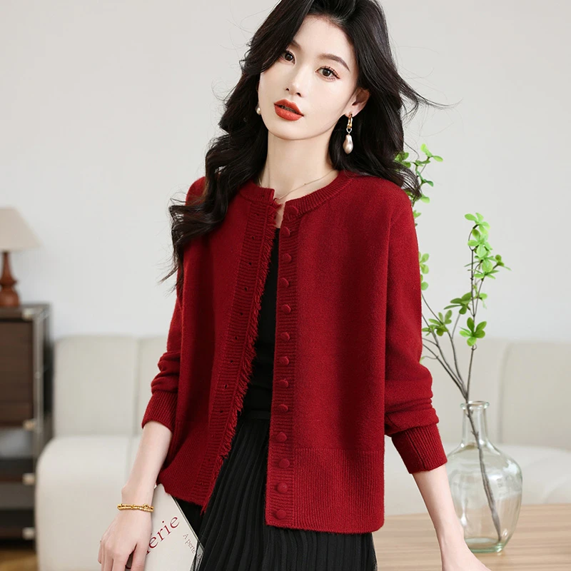 小香风毛衣外套女春秋2025新款宽松针织开衫洋气流苏外搭披肩上衣