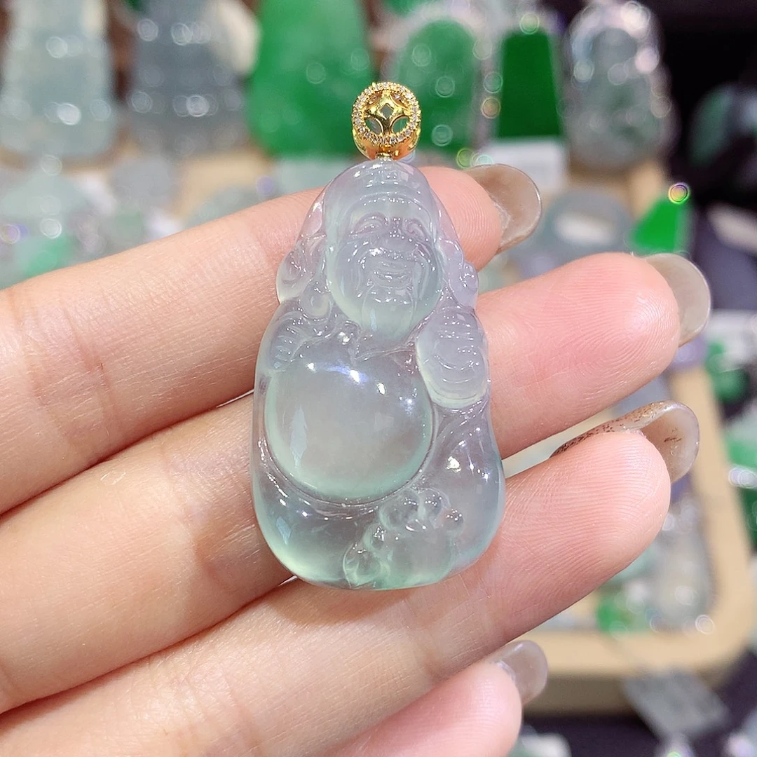 翡翠18K金镶嵌颈饰财