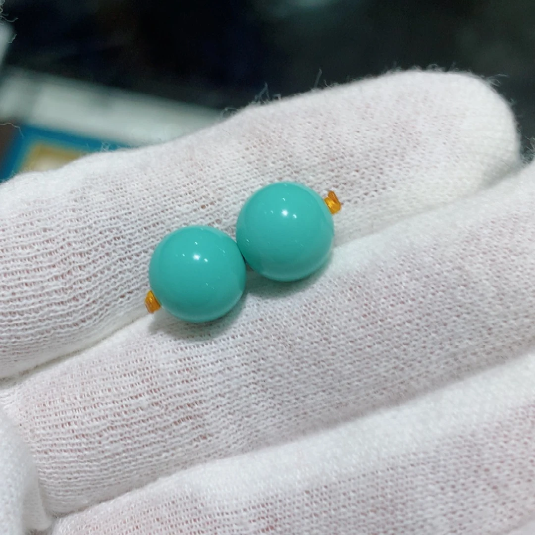 吾***复未镶嵌绿松石圆珠