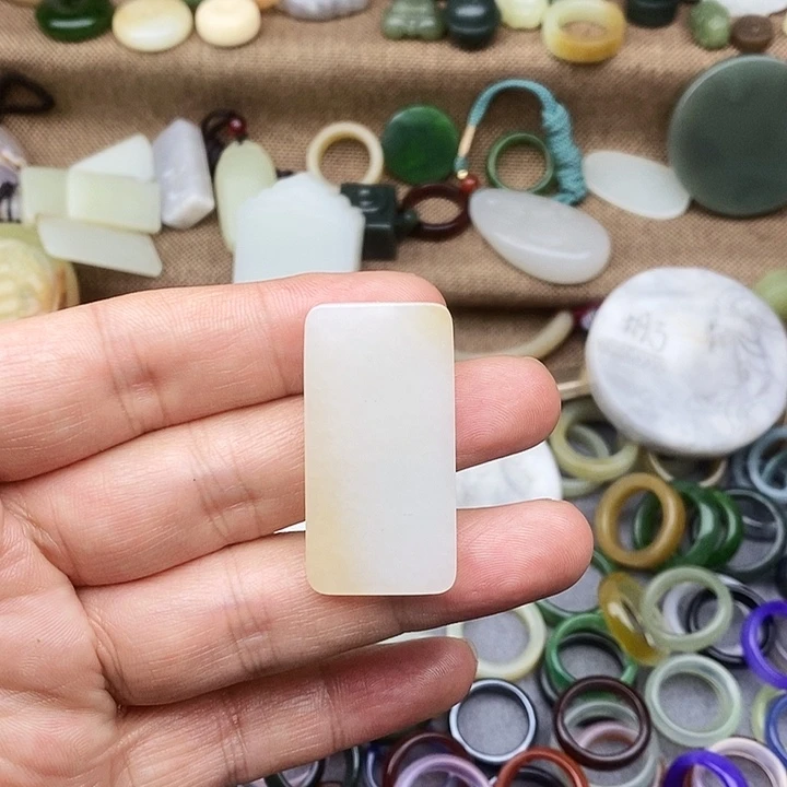 和田玉（糖玉）珠宝半成品未镶嵌小*