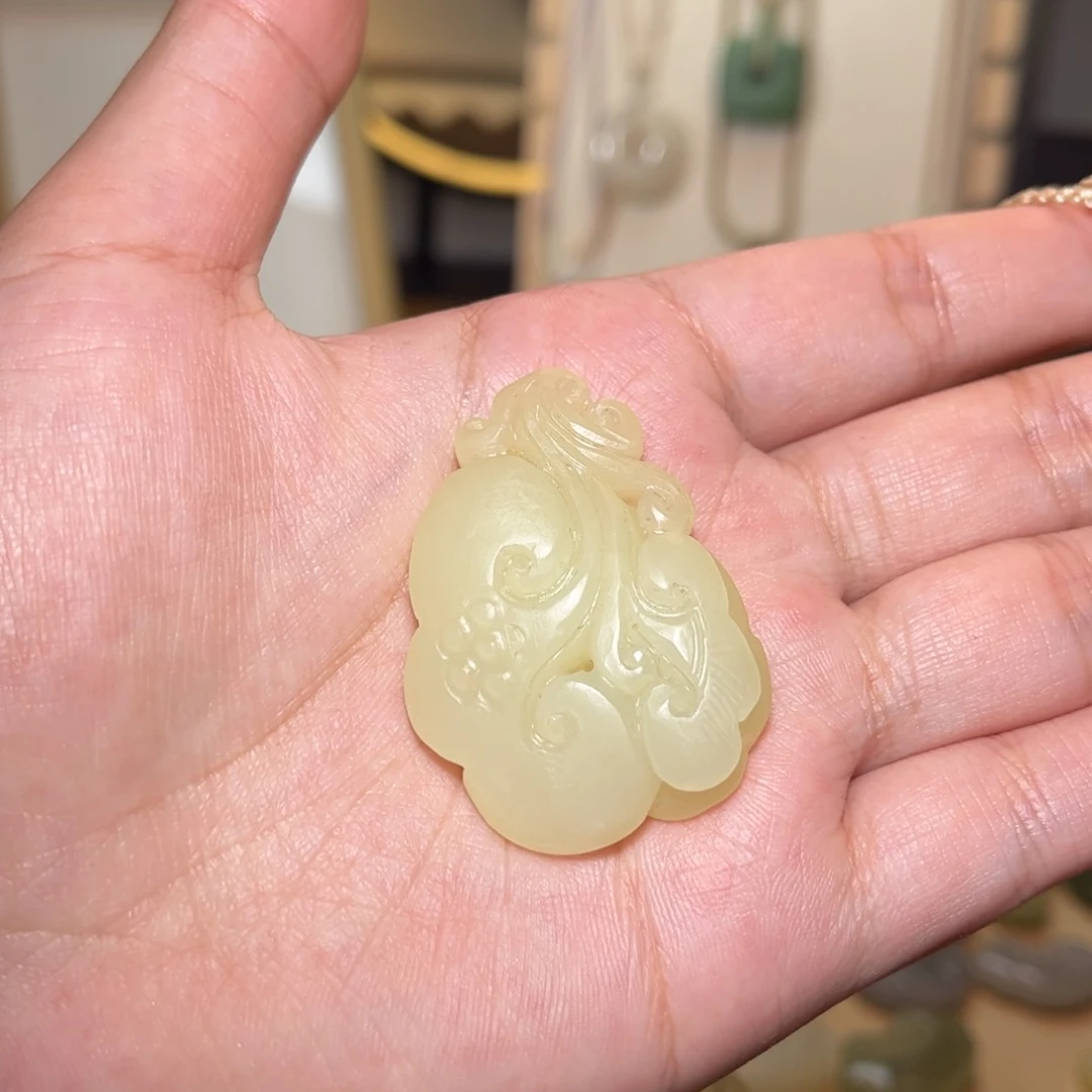 和田玉颈饰未镶嵌喵**咪