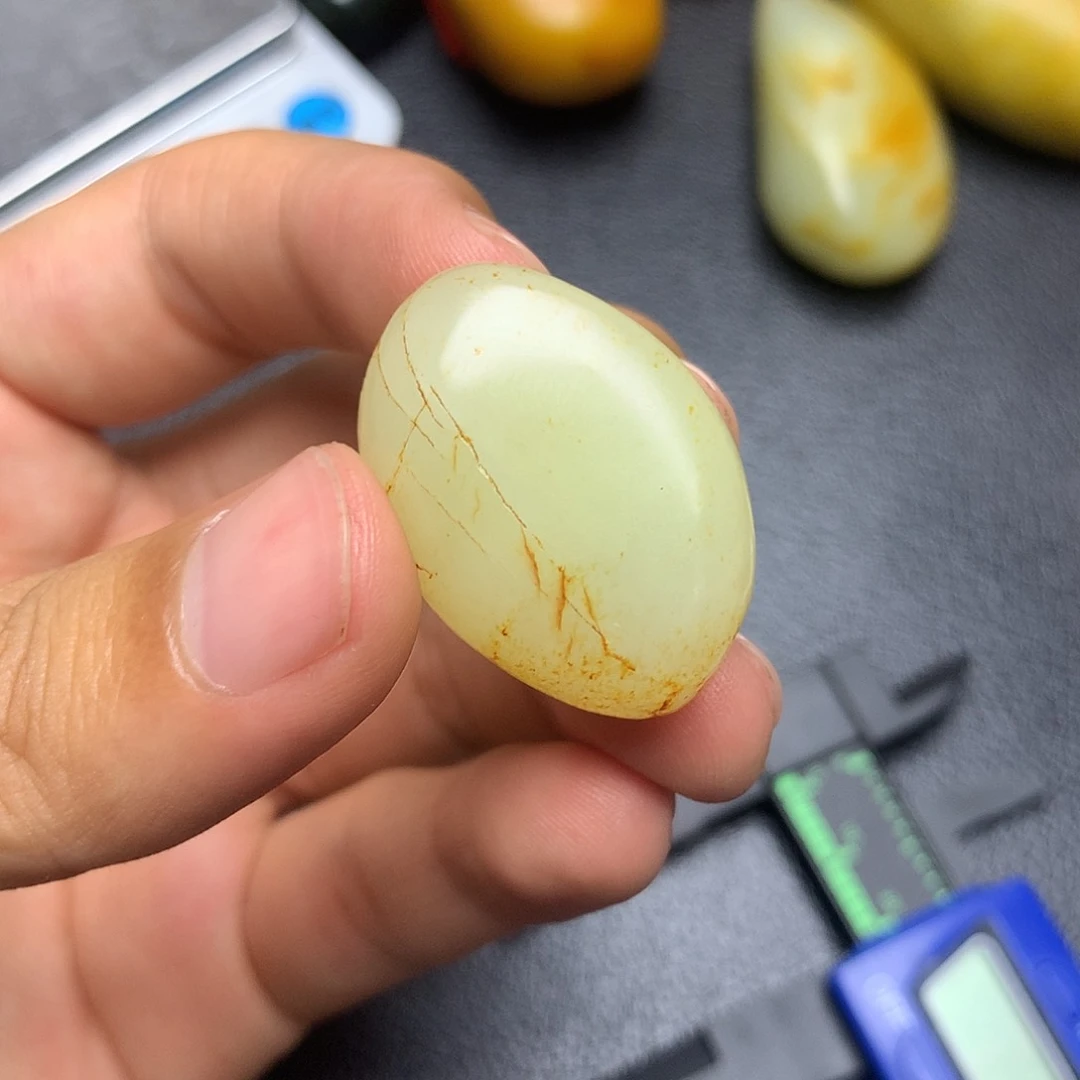 和田玉未镶嵌挂件春**里