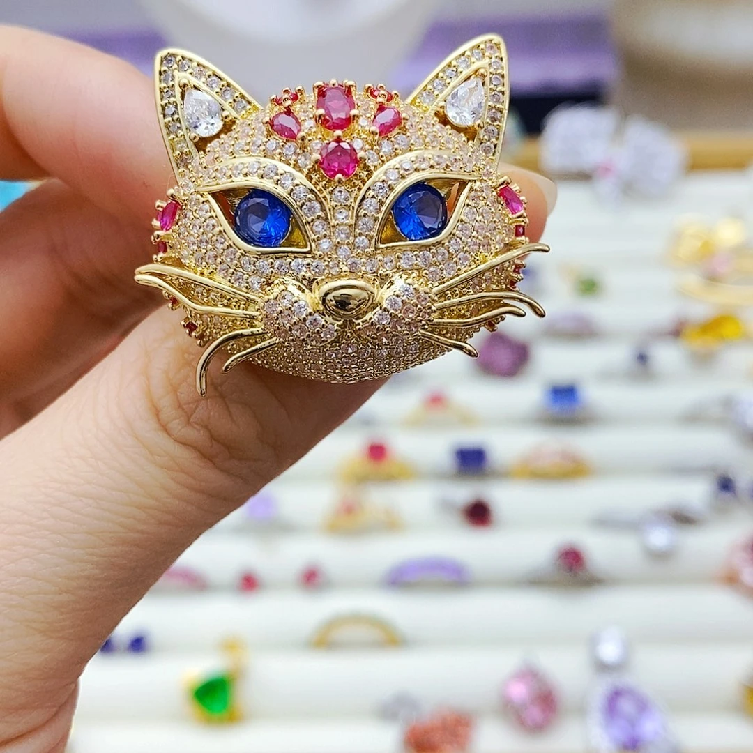 未镶嵌红宝石胸饰