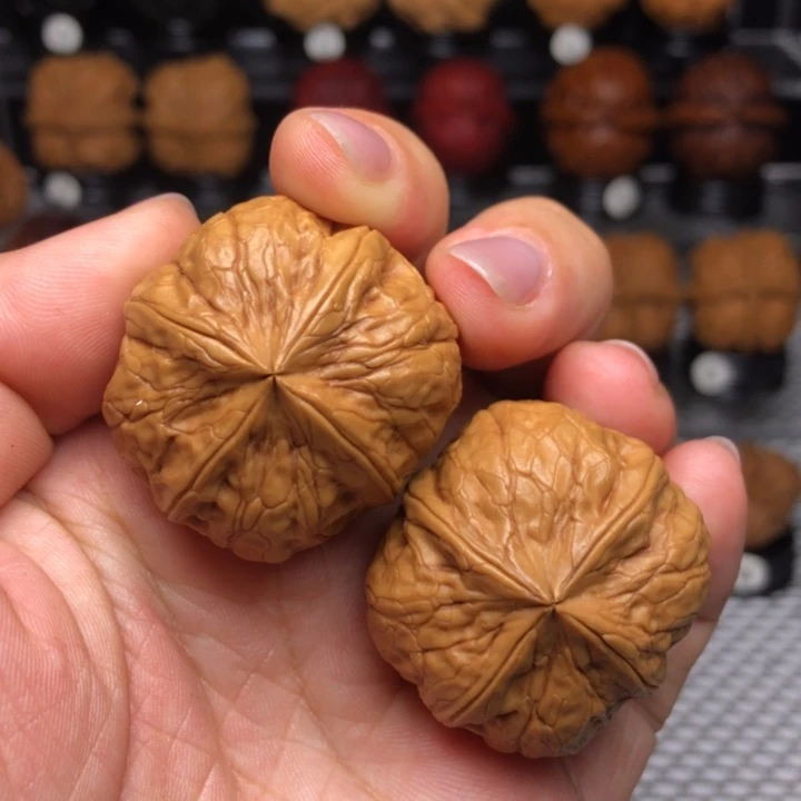 橄榄核吊坠29聚宝四楞