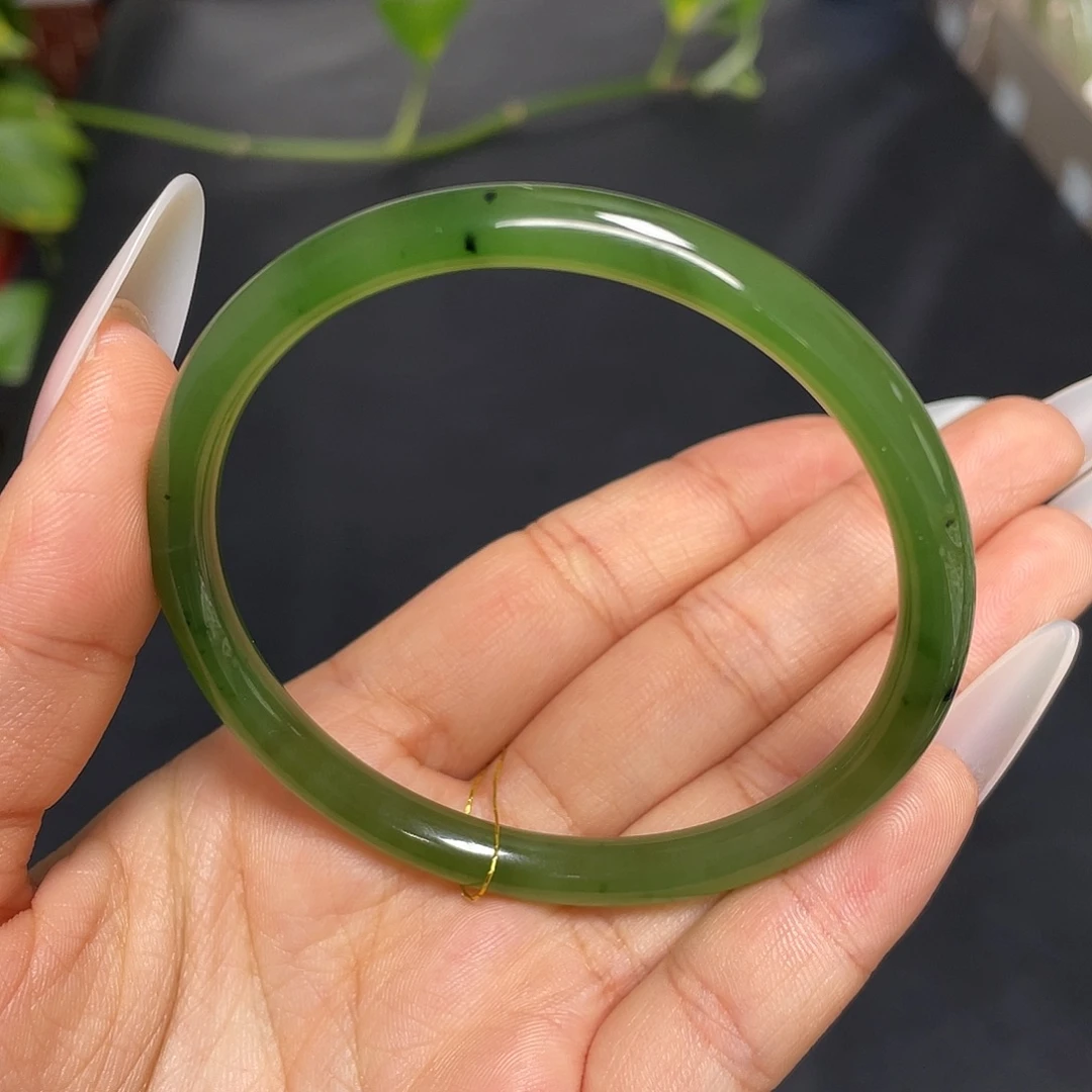 和田玉未镶嵌手镯冰阳绿！57