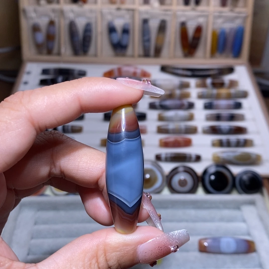 玛瑙/玉髓颈饰未镶嵌咖****蛋