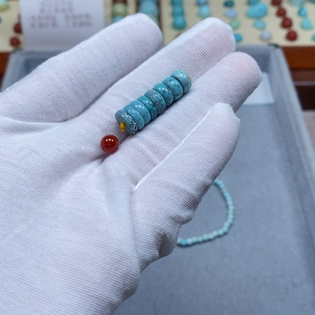 南红玛瑙配饰未镶嵌