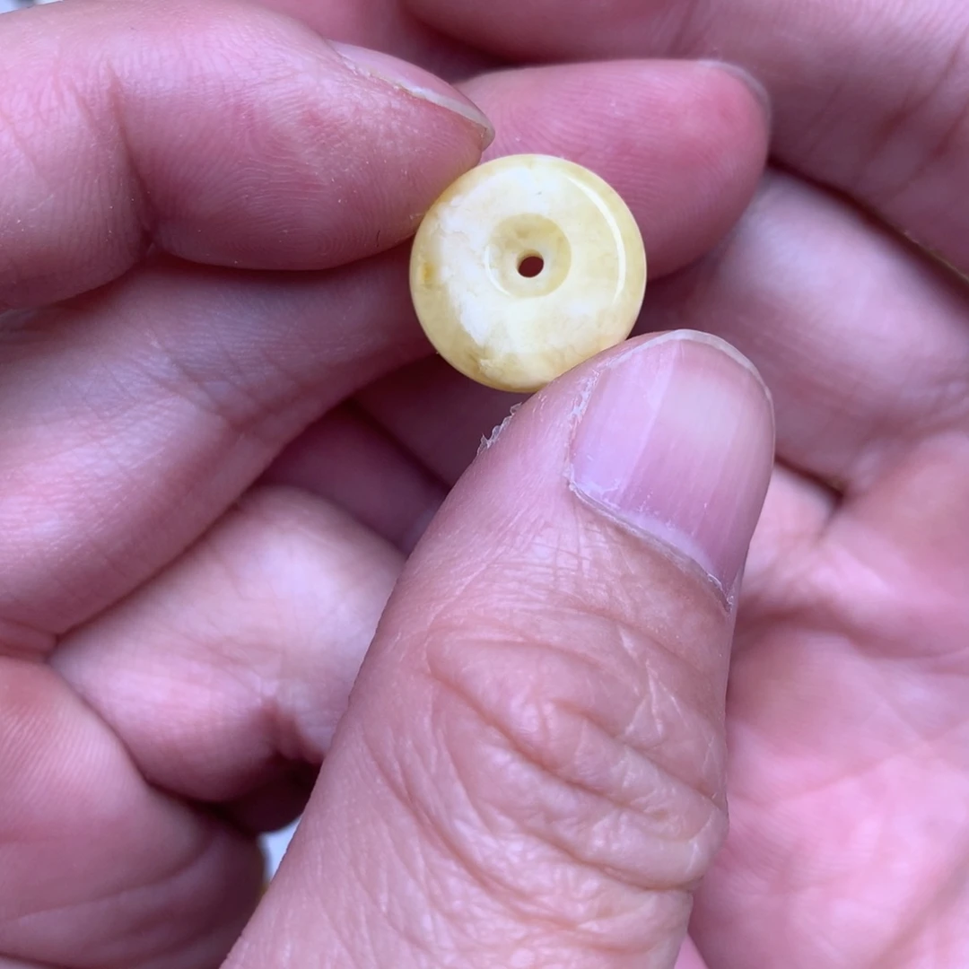 琥珀未镶嵌珠宝奇石2