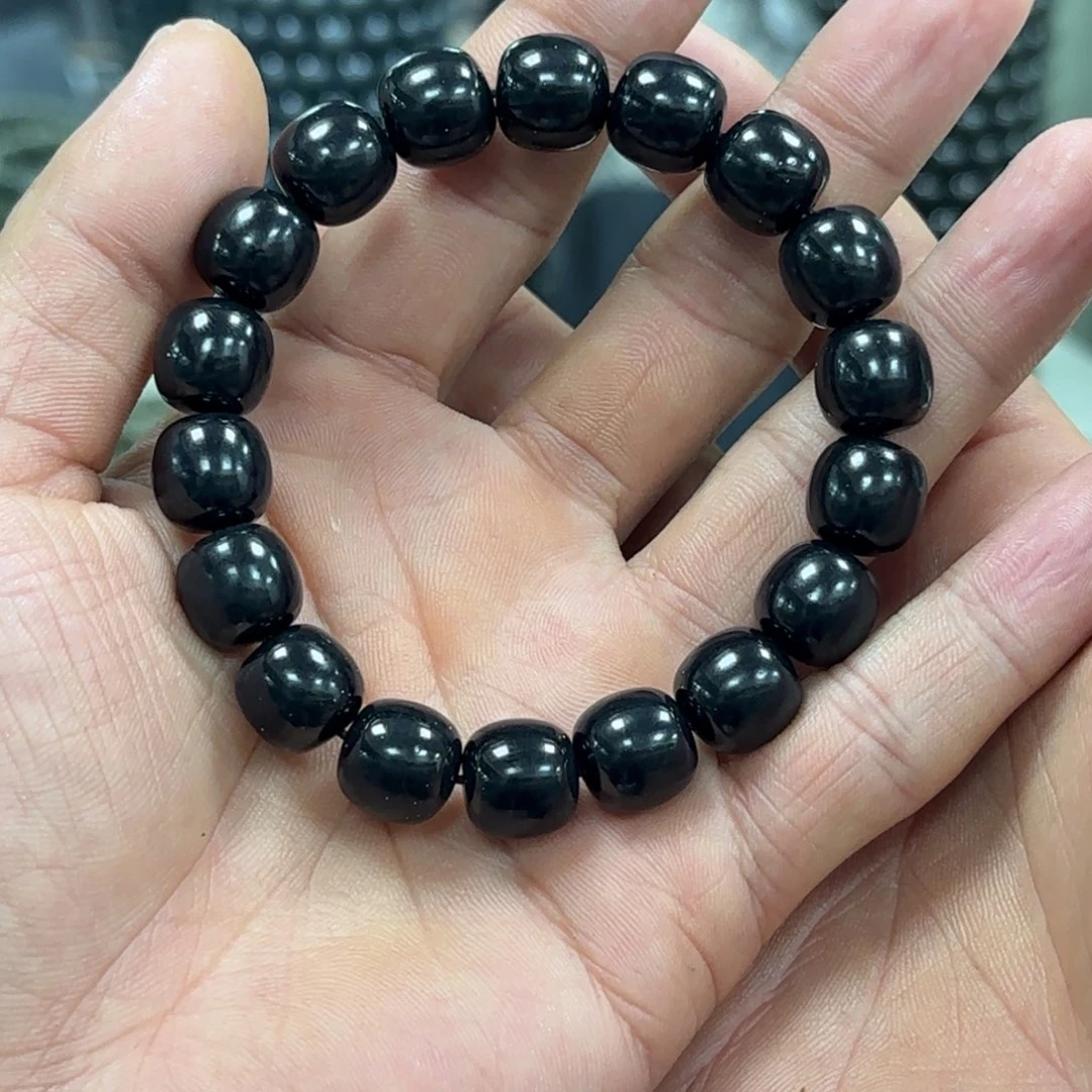 和田玉未镶嵌挂件沙孔手串