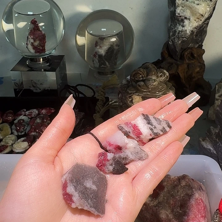 用***0天然辰砂天然原石朱砂毛料