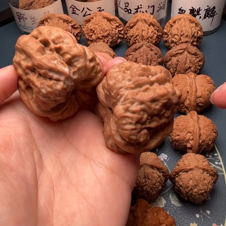 文玩核桃吊坠40×44蛤蟆头