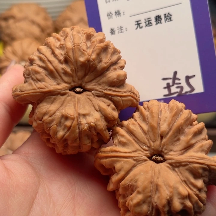 吊坠文玩核桃小*哥文玩核桃5