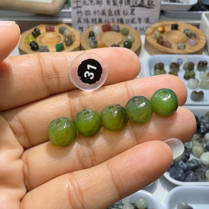 和田玉未镶嵌珠宝奇石